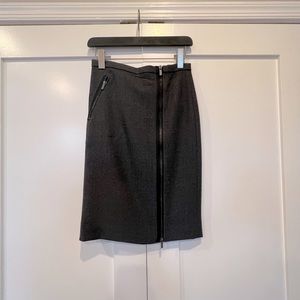 Zipper pencil skirt